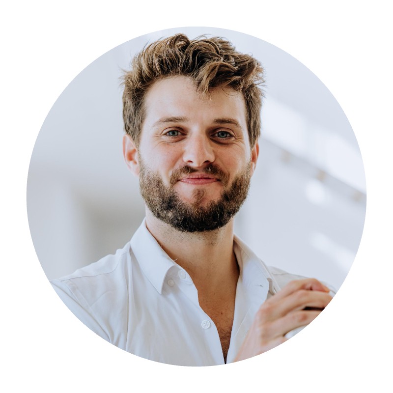 נועם אברג׳יל